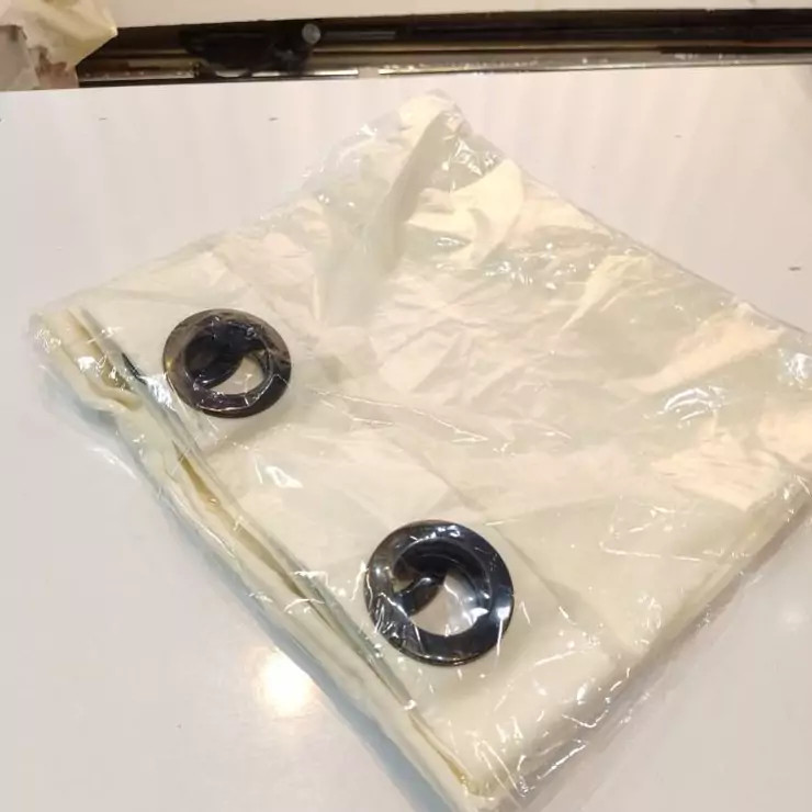 حریر صدفی با رنگ عاجی ، لوکس ، ساده و مینیمال