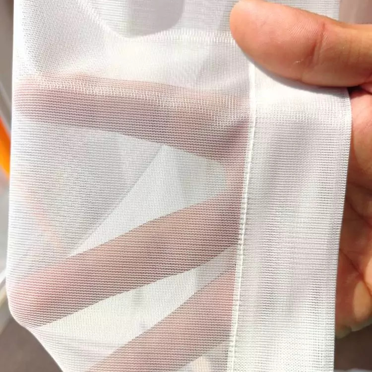 حریر صدفی با رنگ عاجی ، لوکس ، ساده و مینیمال