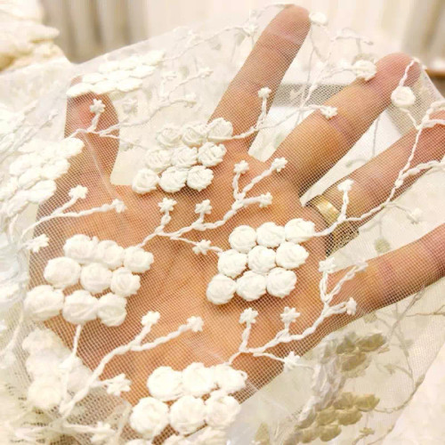 پرده آماده با حریر خامه دوزی