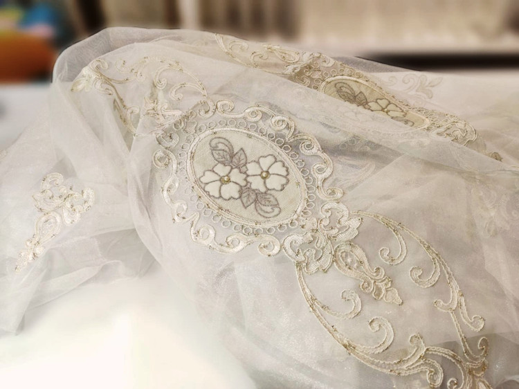 پارچه حریر پرده فلت طرحدار، برای دکوراسیونهای کلاسیک - 5 متری