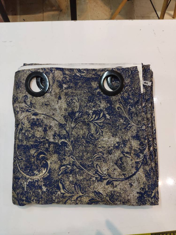 پرده سلطنتی آبی، شکوه و زیبایی را به فضای شما هدیه میدهد