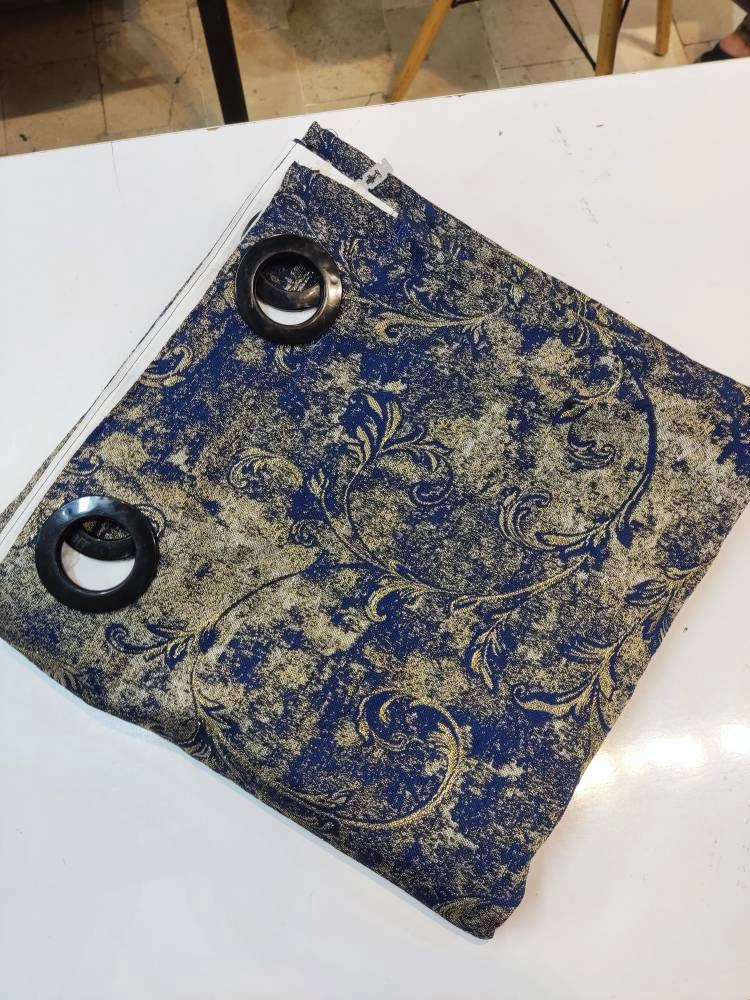 پرده سلطنتی آبی، شکوه و زیبایی را به فضای شما هدیه میدهد