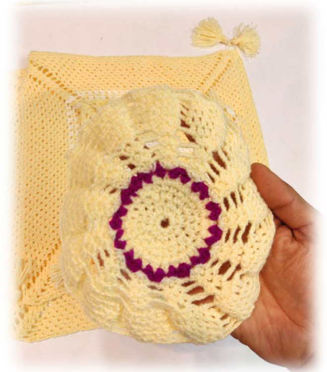 رومیزی دستبافت گلدار | زیربشقابی قلاببافی | دکوراسیون خانه | هدیه خاص