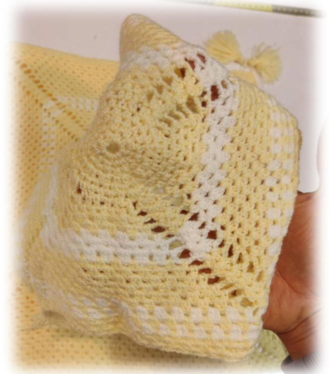 رومیزی دستبافت گلدار | زیربشقابی قلاببافی | دکوراسیون خانه | هدیه خاص