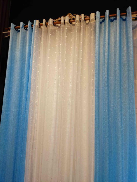 پرده آماده لیوما - رنگ آبی آسمانی انتخابی شیک و مینیمال۲