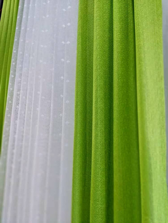 پرده آماده لیوما سبز روشن – انتخابی ملایم و مدرن برای فضایی باطراوت1